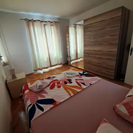 Apartment Center